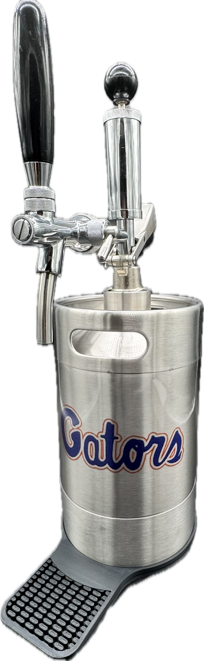5 liter UF current Gator (large) customized Pump Keg, standard tap, keg opener, drip tray, 26 cocktail recipes, 16 shot recipes all included. Packed nicely in a gift box for your favorite   Gator fan. Holds 30-35 cocktails or 169 fluid ounces. 
