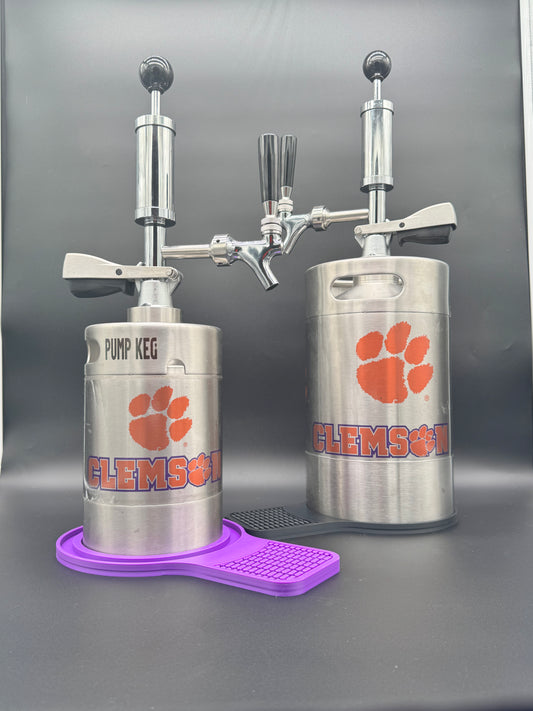 2 liter Clemson (small)  customized Pump Keg, standard tap, keg opener, drip tray, 26 cocktail recipes, 16 shot recipes all included. Packed nicely in a gift box for your favorite Tiger’s fan. Holds 10-12 cocktails or 65 fluid ounces. 